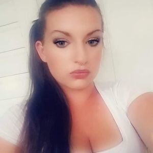 Meet your Posher, Brenna